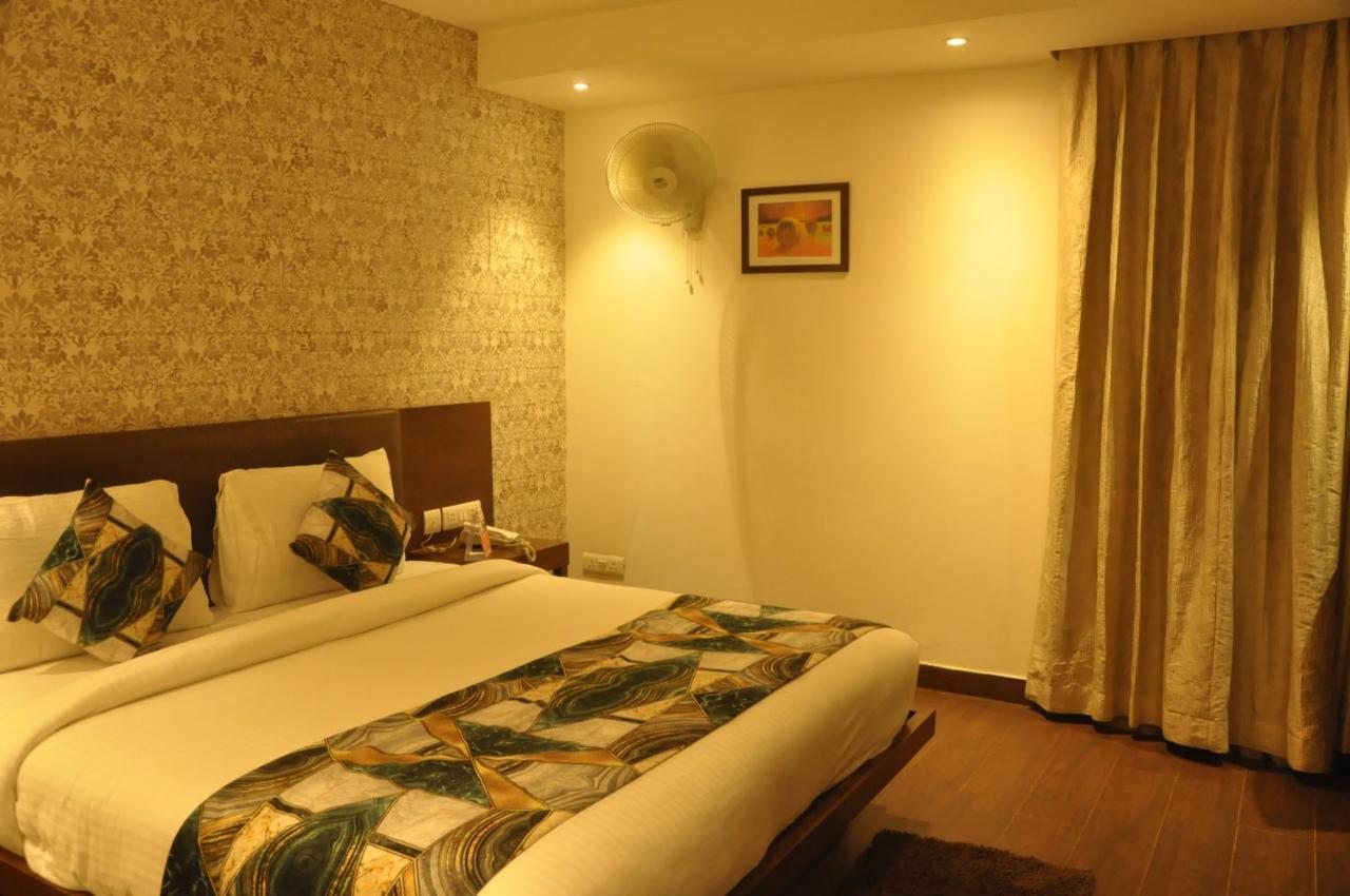 Hotel Arch Plaza - Near Yashobhoomi Convention Centre Dwarka Nuova Delhi Esterno foto